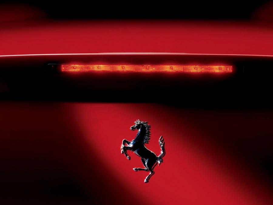  Ferrari 550 Maranello 1996 года  (фото 32 из 42)